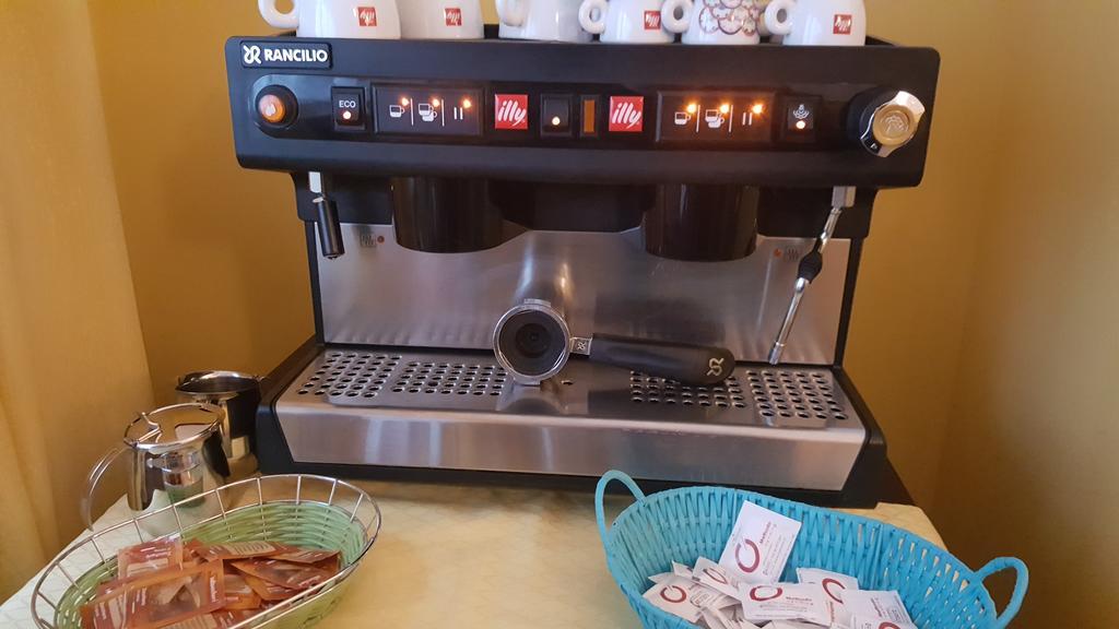 Acomodação com café da manhã  Domina Romae 2*